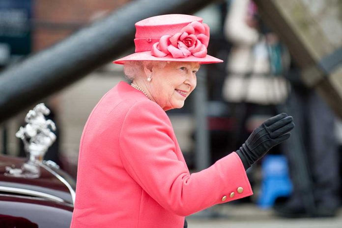 Queen Elizabeth Forced to Miss Church, Report Shows