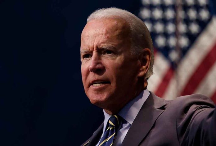 Biden Is Giving Republicans Yet Another Advantage in the Midterms