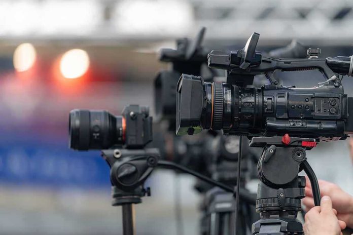 default-hero-08 Professional video cameras on tripods