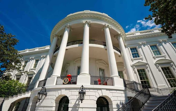 shutterstock_2672555591 The White House south portico with columns and balcony