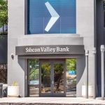 Barber Finds $128K Sitting in Plain Sight Silicon Valley Bank branch entrance